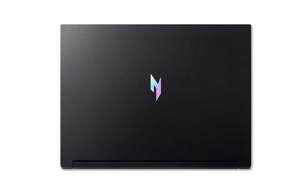 Acer Nitro V 16 AI ANV16-42 / 16 IPS WUXGA 180Hz / Ryzen 5 240 / 16GB DDR5 / 1TB NVMe / GeForce RTX 3050 6GB GDDR6 Black
