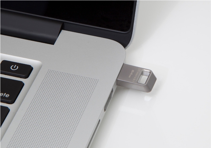 USB Kingston DataTraveler Micro 3.1 / 64GB / Silver