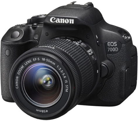 Canon EOS 700D & EF-S 18-55 IS STM