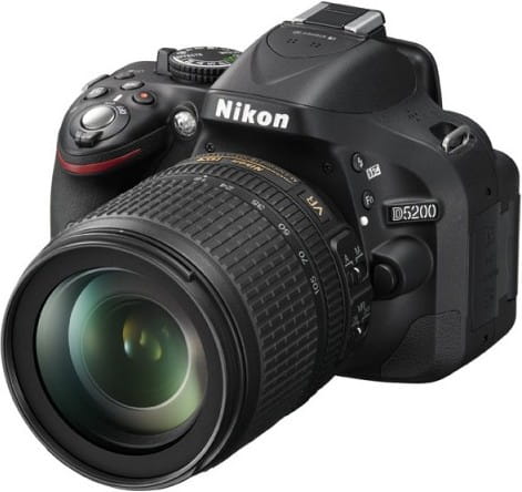 Nikon D5200 kit 18-105 VR