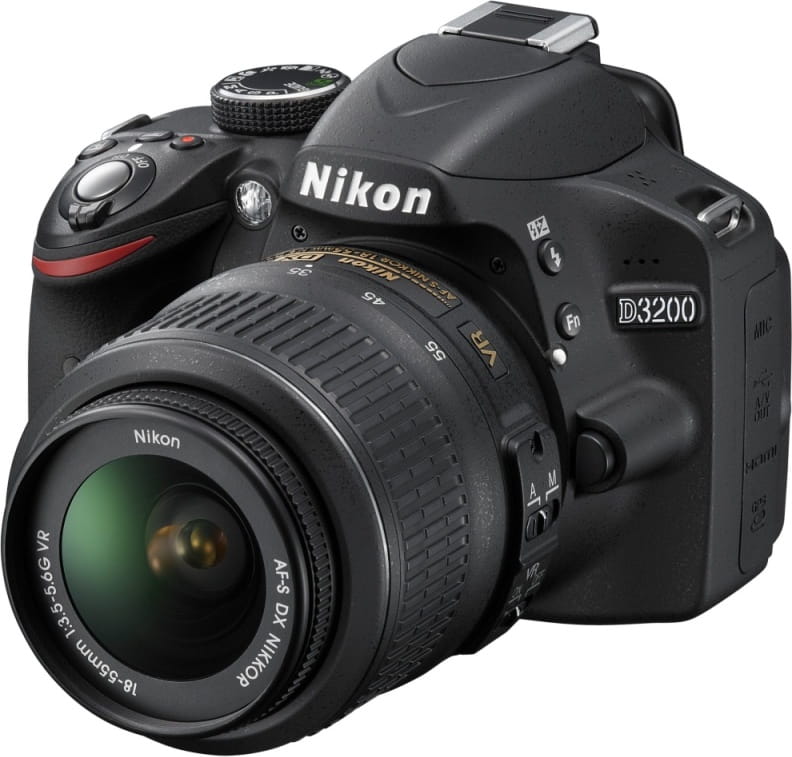 Nikon D3200 kit 18-55 VR