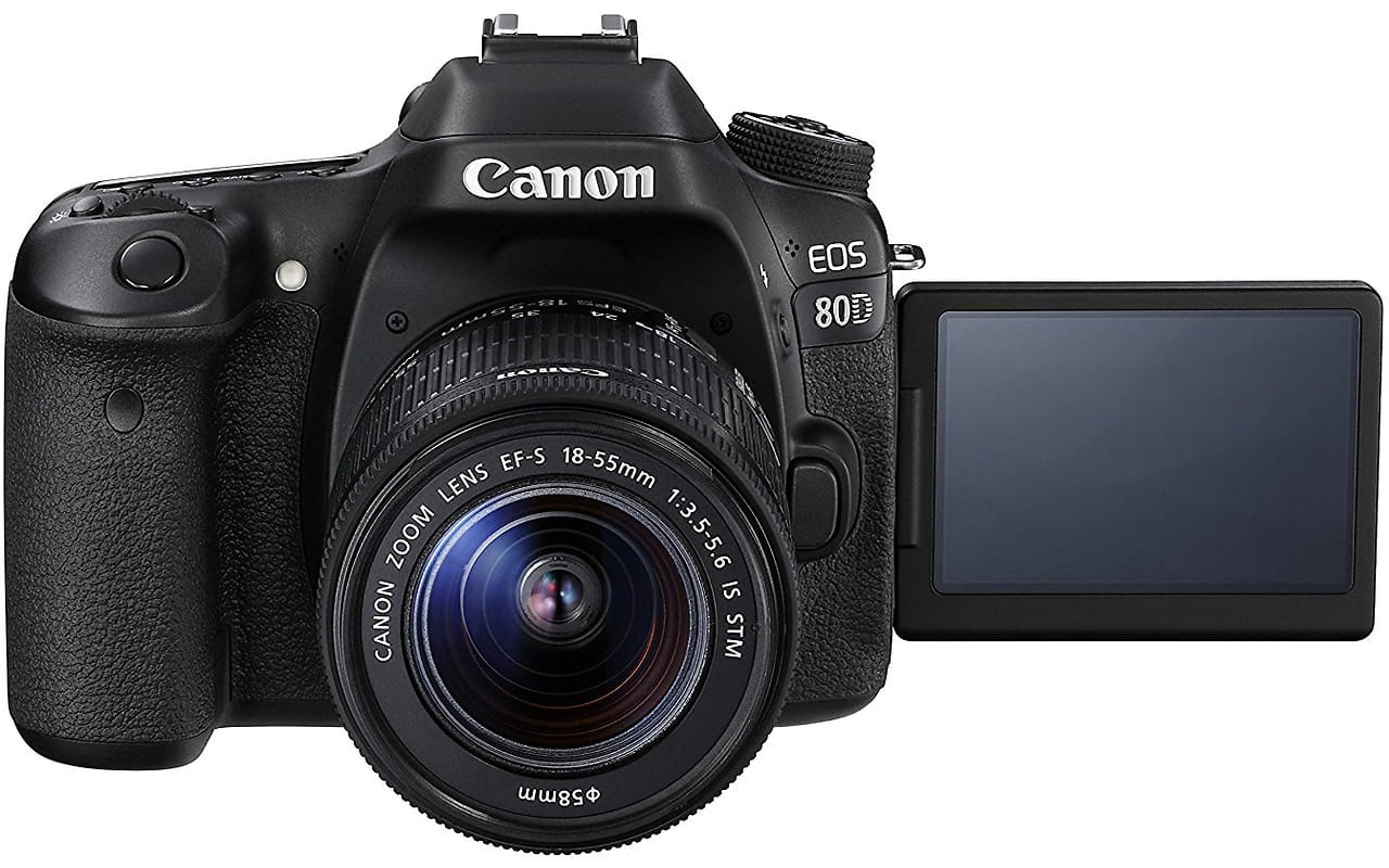 Camera KIT Canon EOS 77D / EF-S 18-135 IS nano USM /