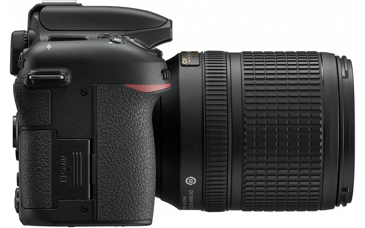 Nikon D7500 + 18-140 VR / VBA510K002 Black