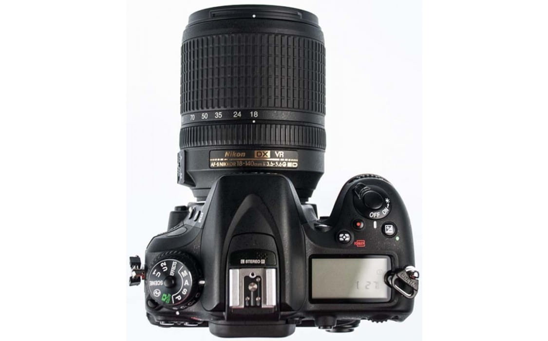 Camera Nikon D7100 kit 18-140VR	/ VBA360K002 /