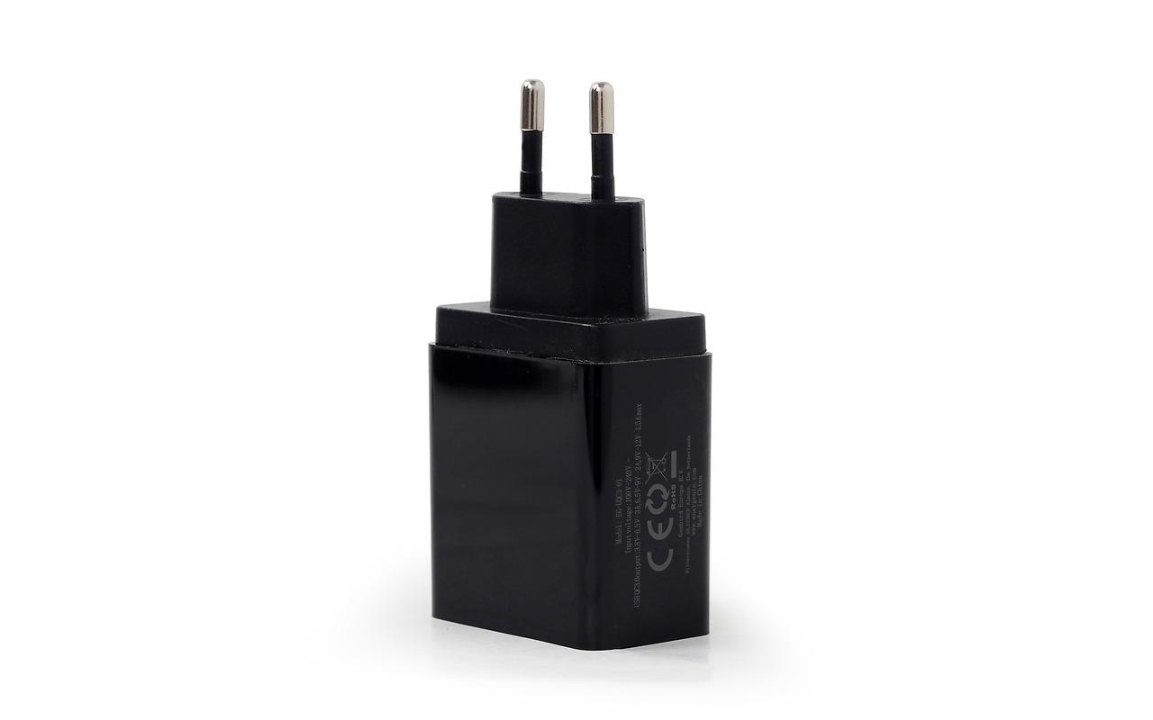 USB Charger Energenie EG-UQC3-01 / Black