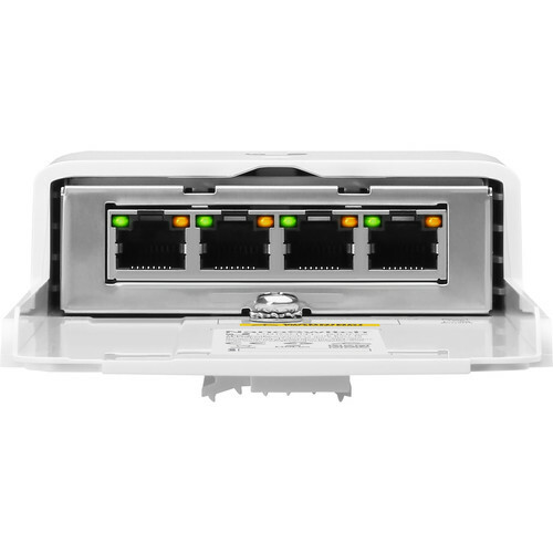 Ubiquiti NanoSwitch N-SW / Outdoor 4-Port PoE Passthrough Switch /