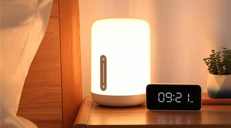 Xiaomi Yeelight Bedside Lamp 2 / WRGB lights / Control device via Wi-Fi / Bluetooth / White
