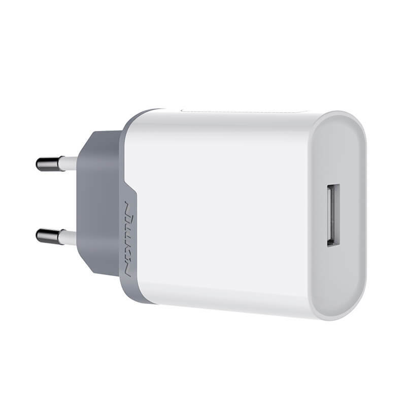 Nillkin Fast Charge Adapter /