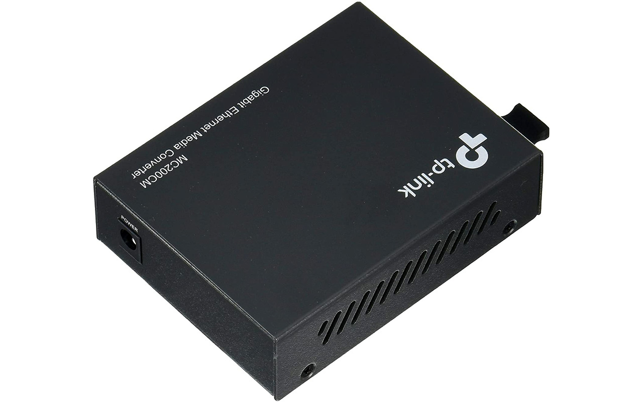 TP-LINK MC200CM Gigabit Multi-Mode Media Converter /