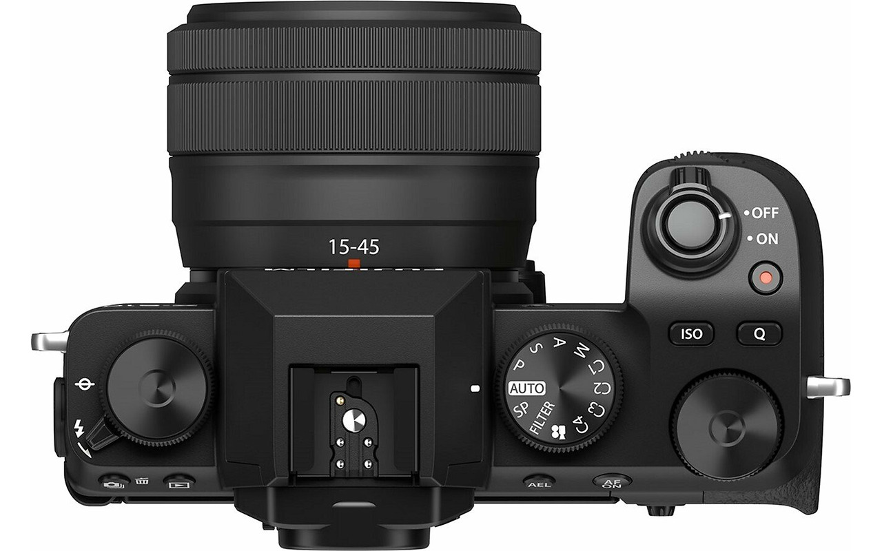 Fujifilm X-S10 XC 15-45mm kit / 16670106 / Black