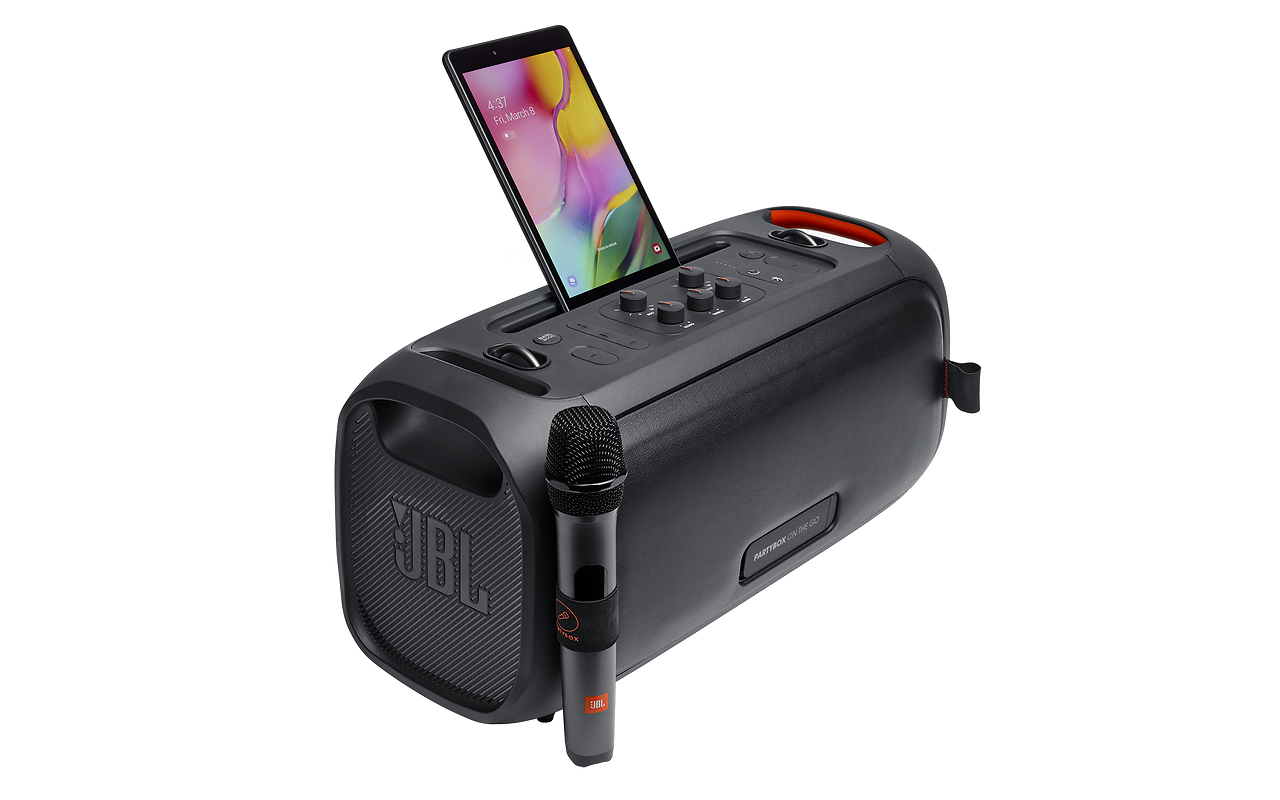 JBL PartyBox On-The-Go / 50W / 6 Hours / Wireless microphone /