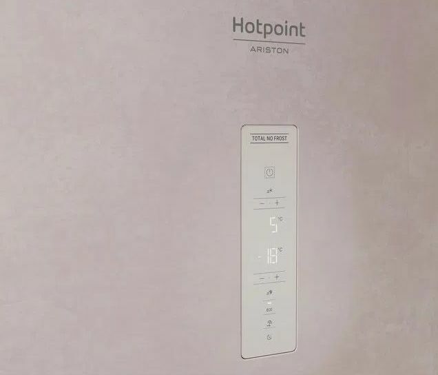 Hotpoint-Ariston HTR 7200 M