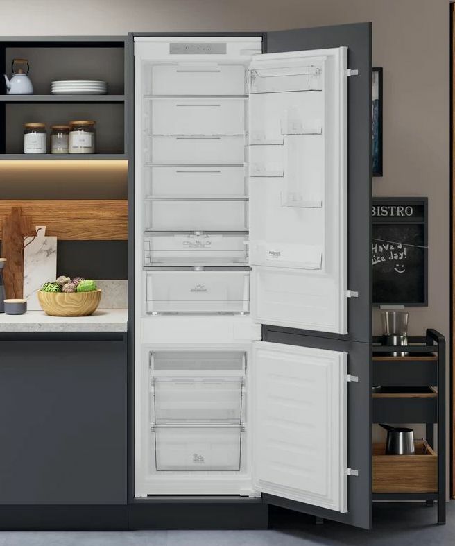 Hotpoint-Ariston HAC20 T321