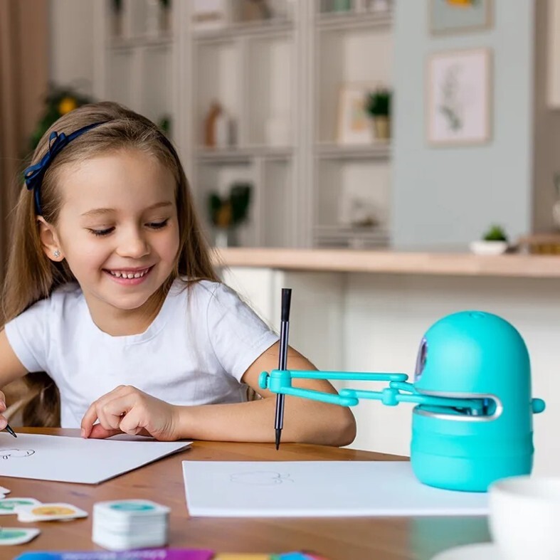 Landzo Quincy Drawing Robot / MS.06.0041