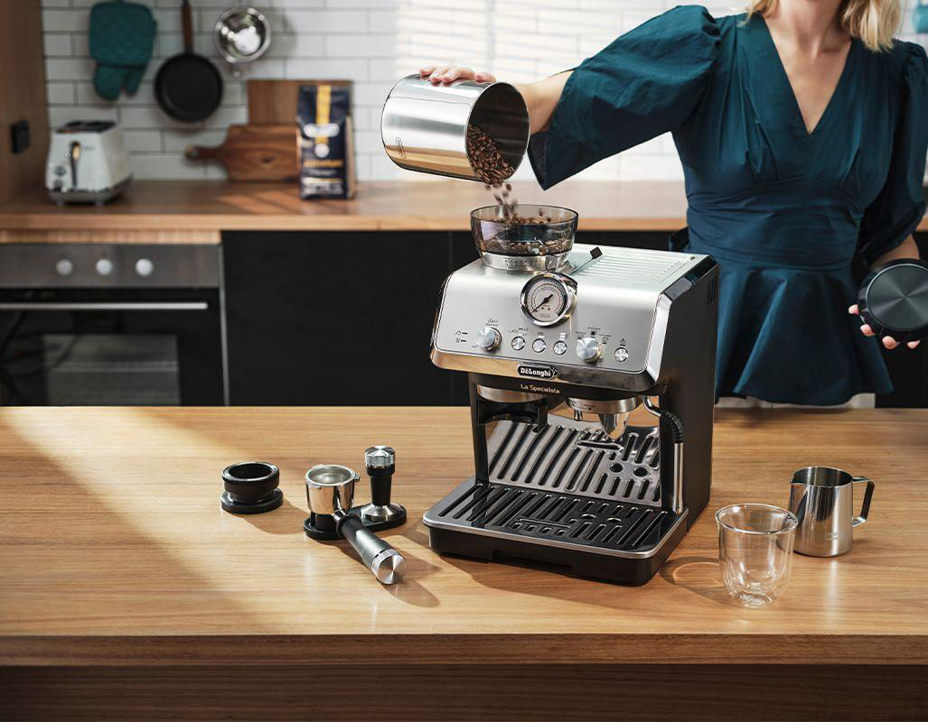 Delonghi EC9155.MB / La Specialista Arte