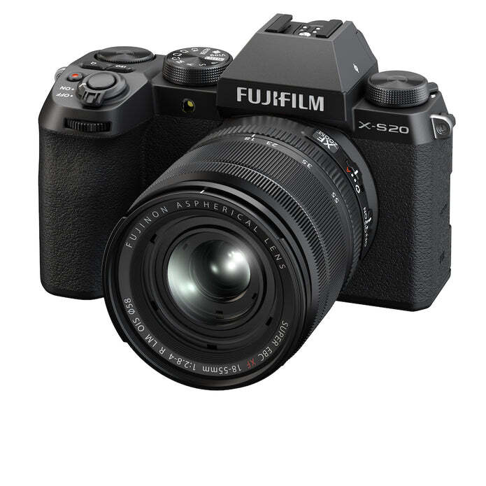 Fujifilm X-S20 + XF18-55mm Kit