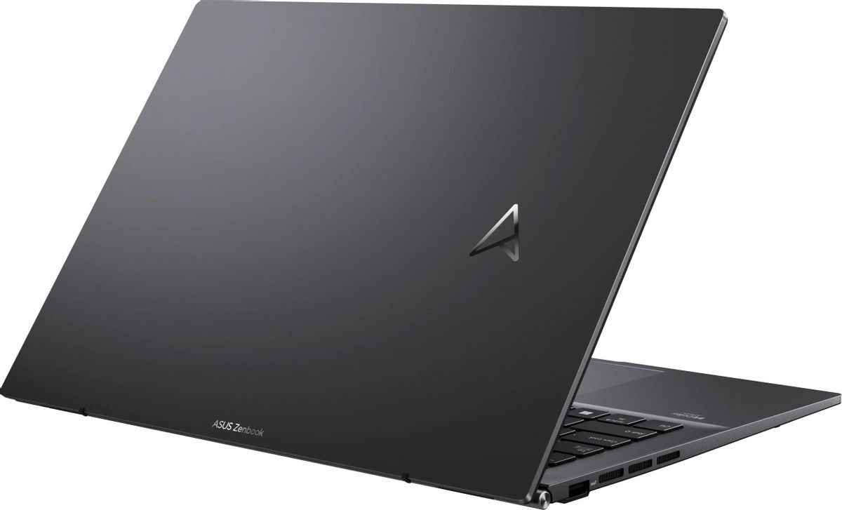ASUS Zenbook 14 UM3402YA / 14 WQXGA / Ryzen 7 7730U / 16Gb  LPDDR4X / 1.0Tb SSD / Radeon Graphics / No OS