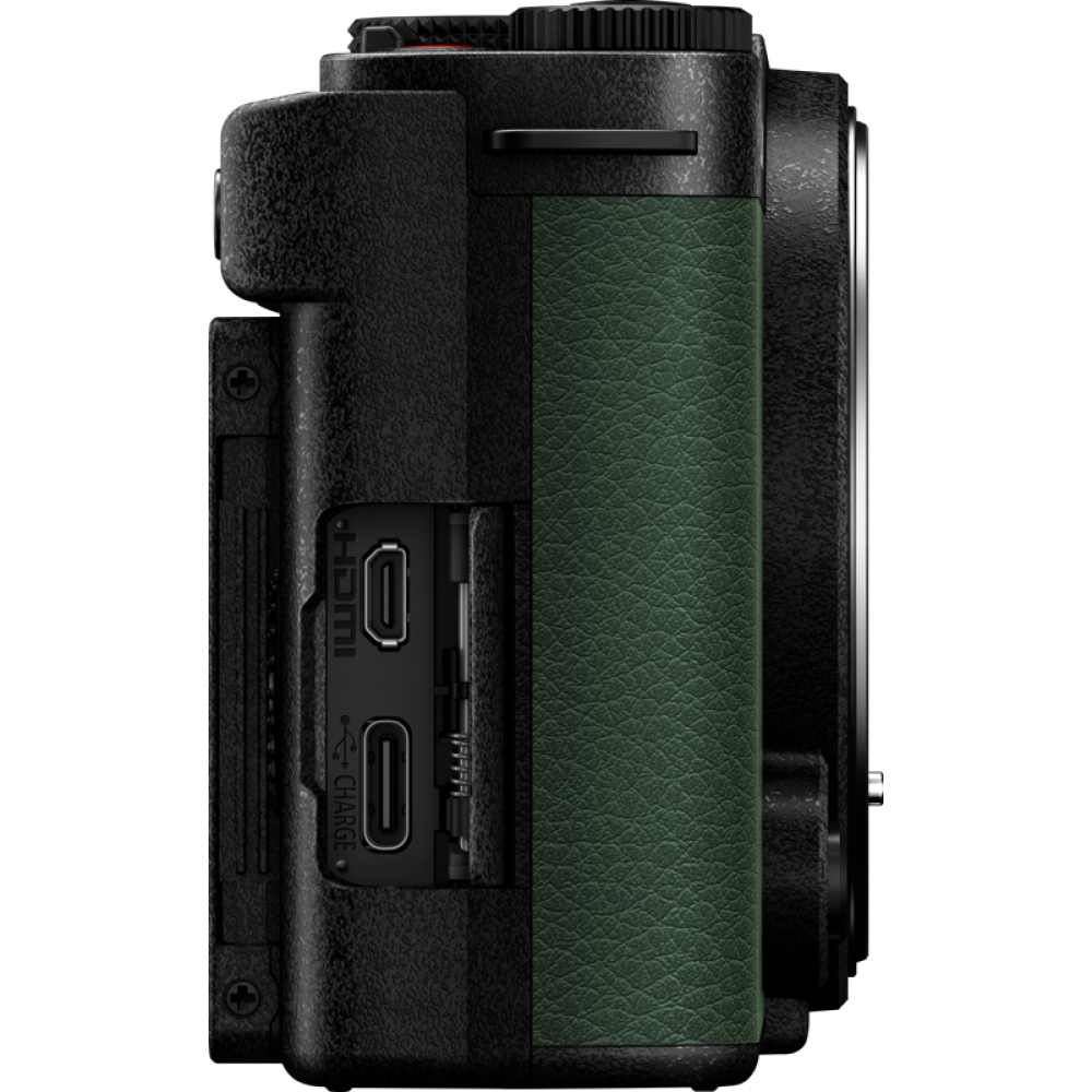 Panasonic Lumix DC-S9NE + Lumix S 18-40mm