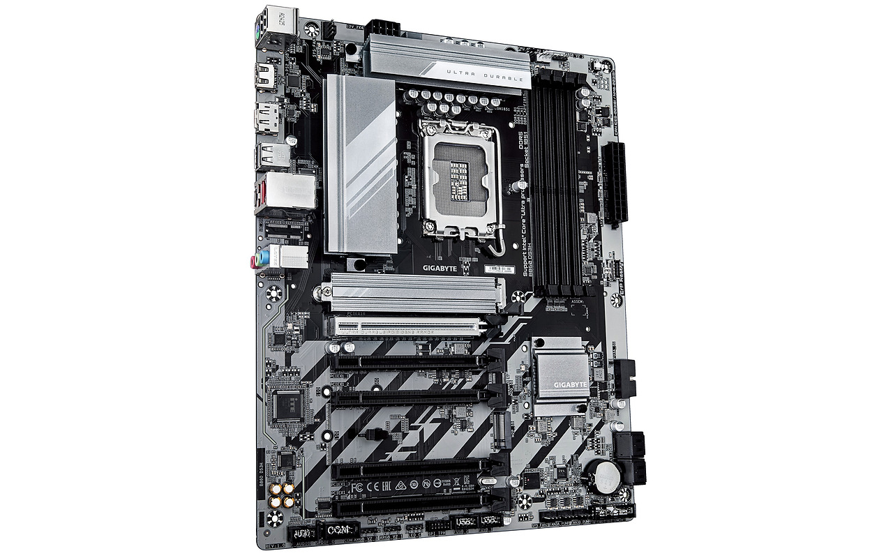 GIGABYTE  B860 DS3H