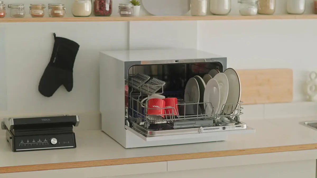 TEKA LC24700WH