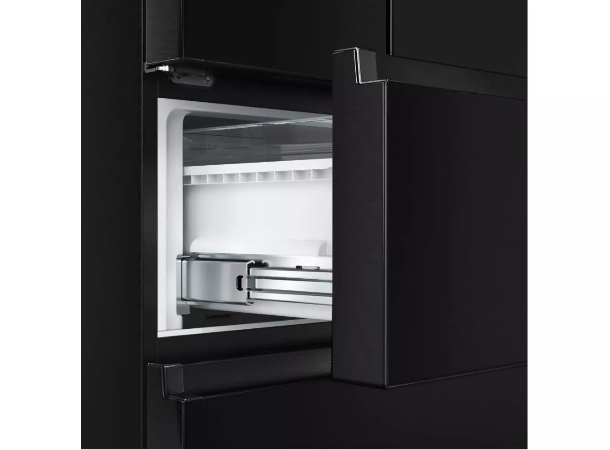 Hisense RF632N4AFE1
