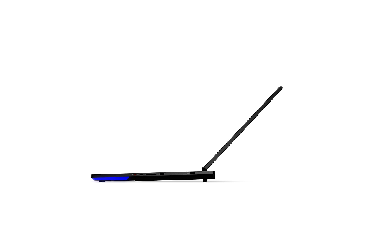 Lenovo Legion 9 18IAX10 / 18 IPS 4K 240Hz / Core Ultra 9 275HX / 64Gb DDR5 / 2x 2Tb SSD / GeForce RTX 5090 24Gb