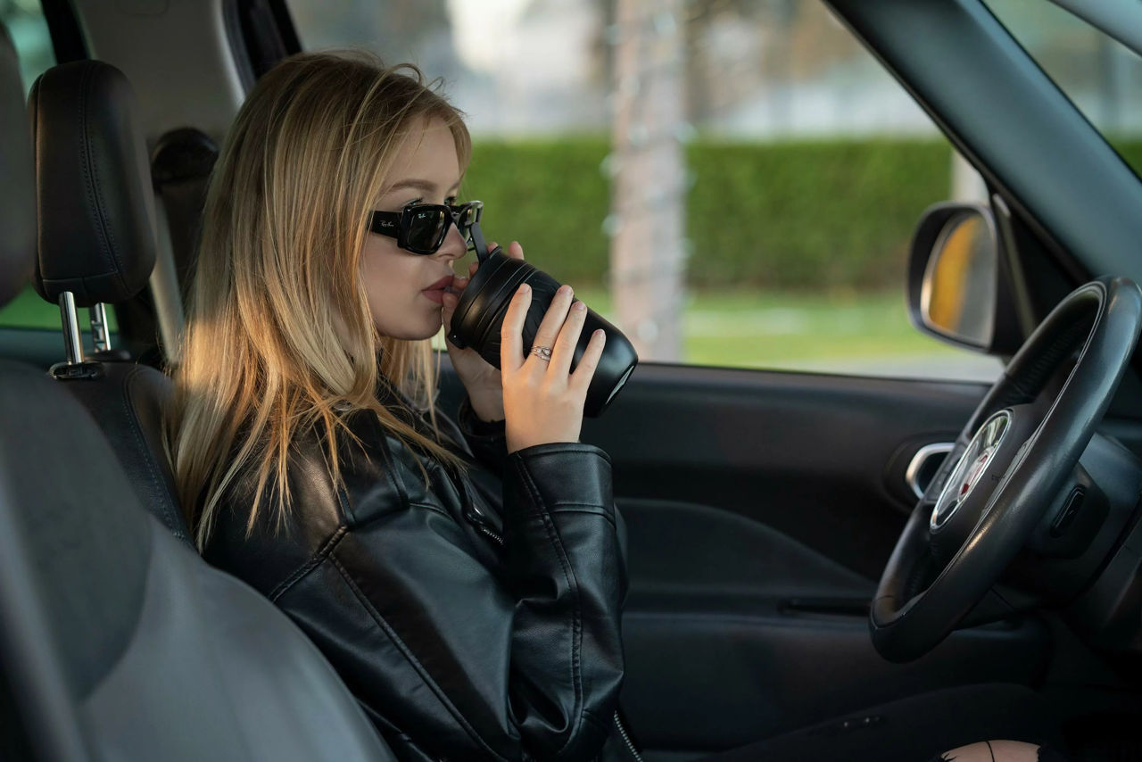 ARDESTO AR2640BT Black