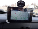 Car Holder GINZZU GH-682 for tablet on glass /