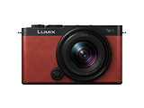 Panasonic Lumix DC-S9NE + Lumix S 18-40mm Red
