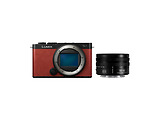Panasonic Lumix DC-S9NE + Lumix S 18-40mm Red