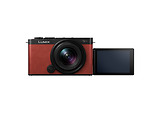 Panasonic Lumix DC-S9NE + Lumix S 18-40mm Red